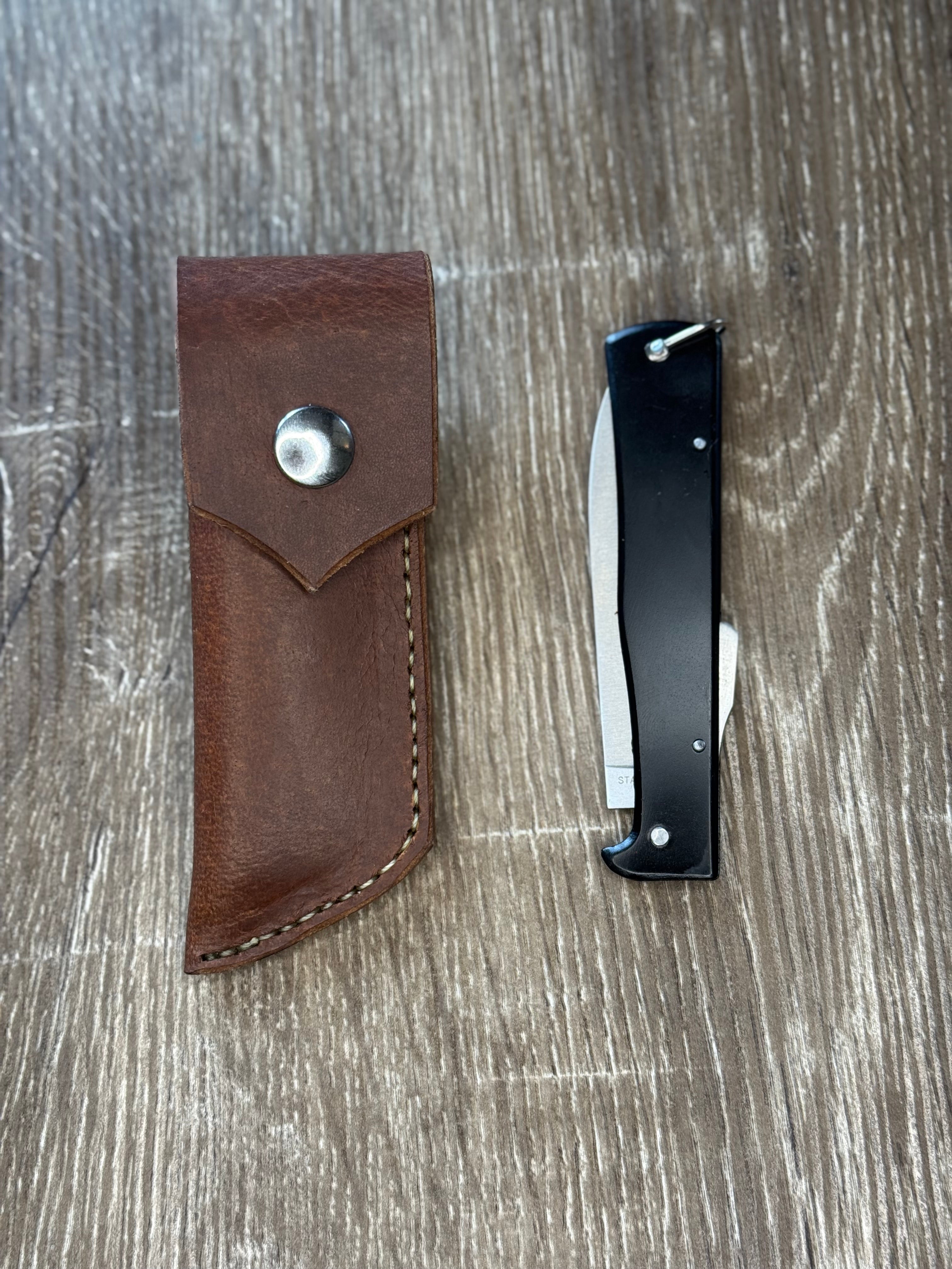 Mercator knife pouch