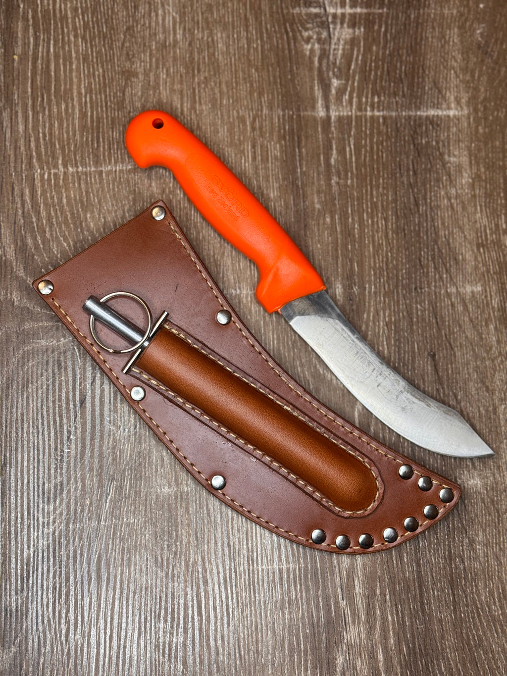 Svord Kiwi Curved Skinner 6" with Sheath and Steel