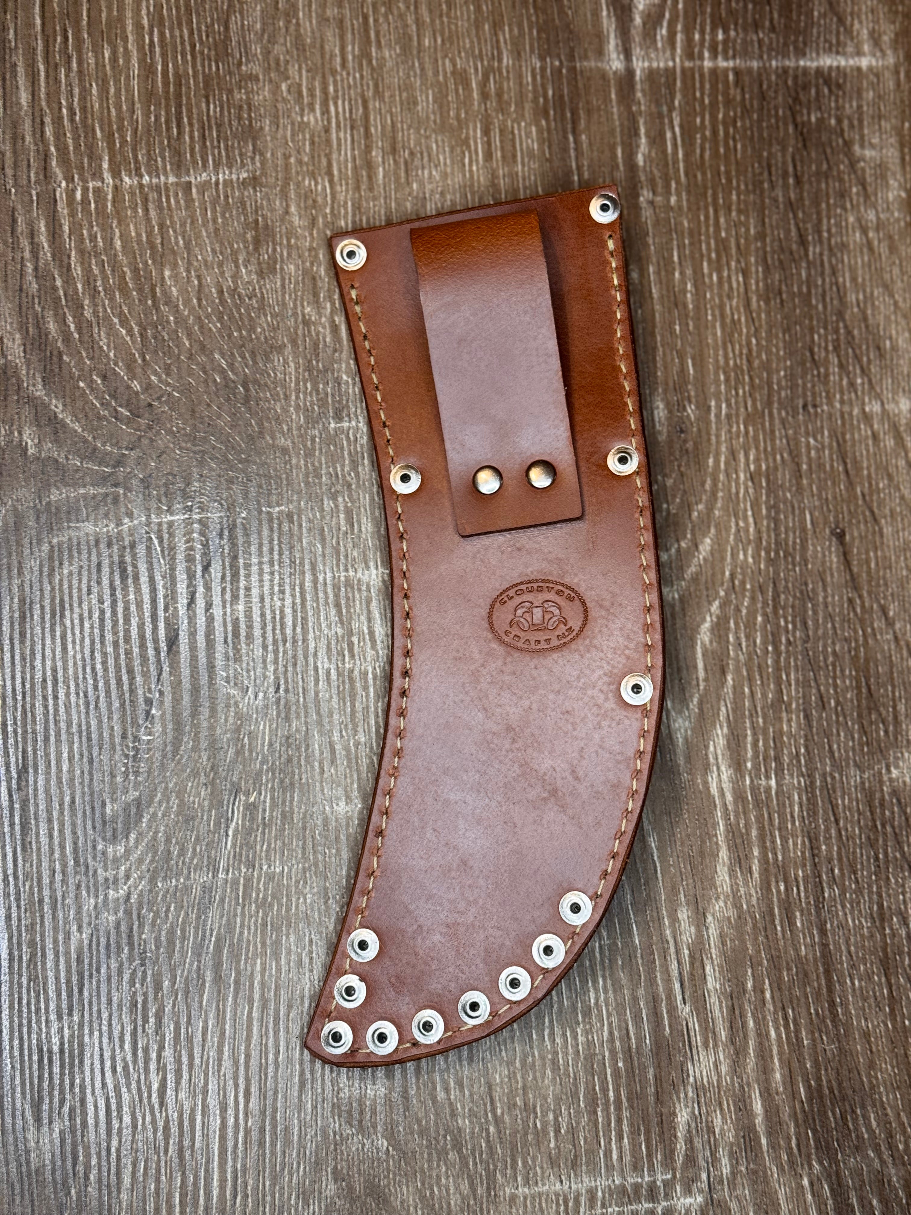 Traditional Curved Skinner sheath