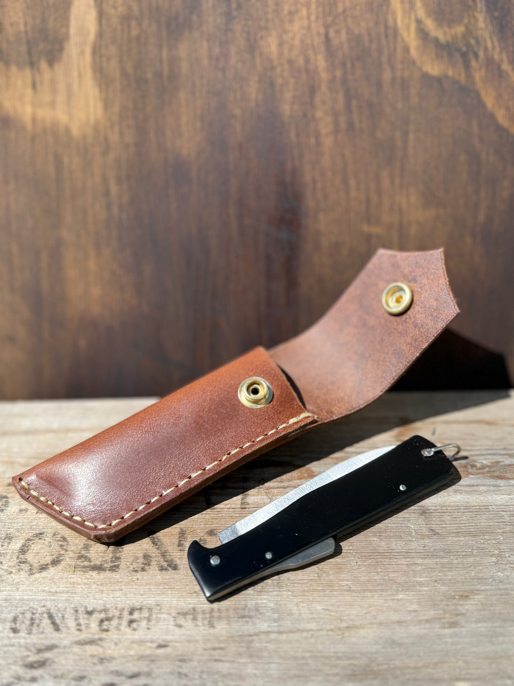 Mercator knife pouch