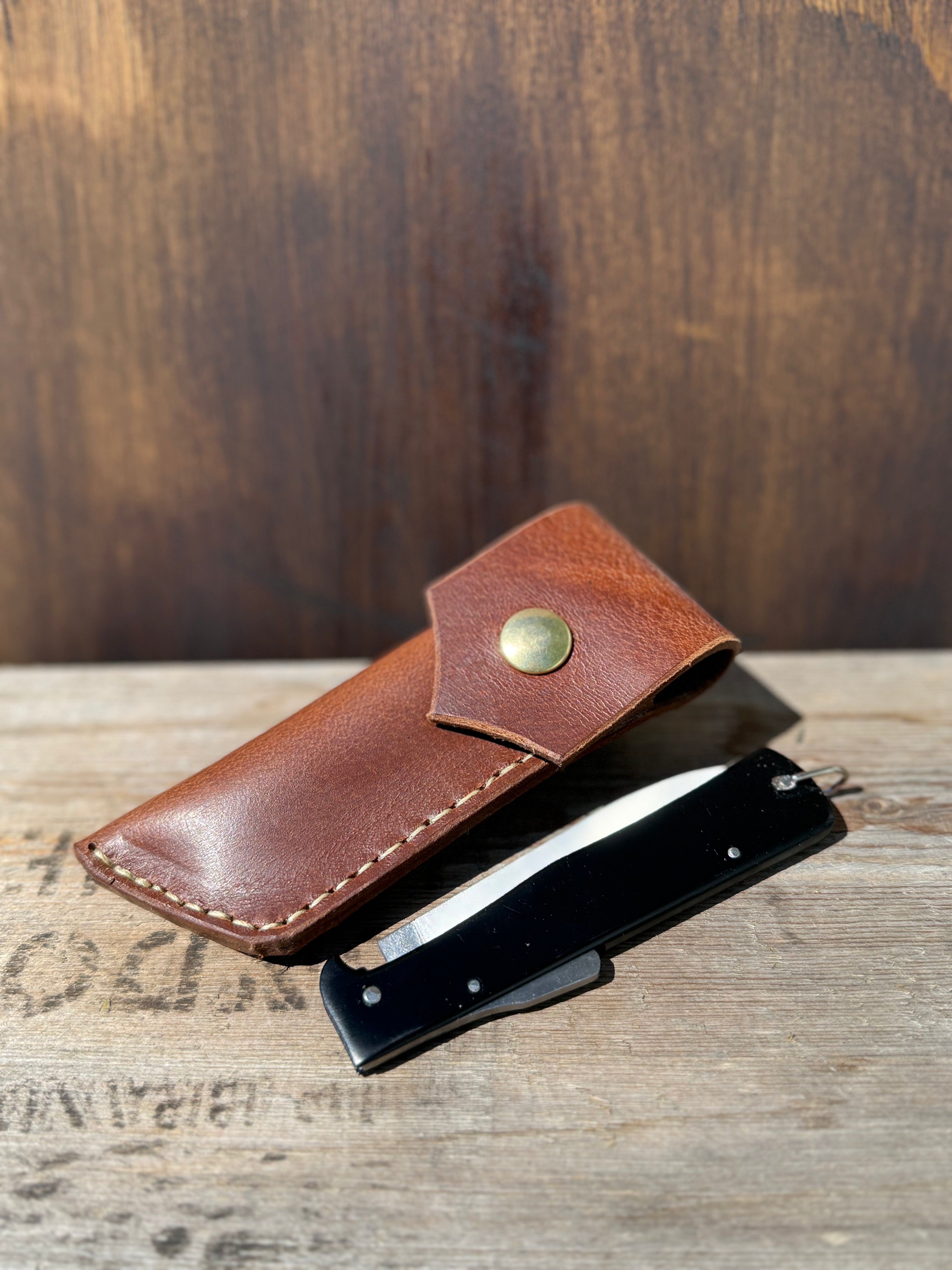 Mercator knife pouch